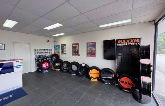 Rockingham Tyrepower workshop gallery image