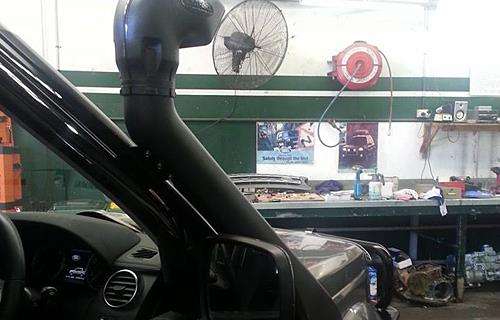 Tickel's Discovery Automotive workshop gallery image