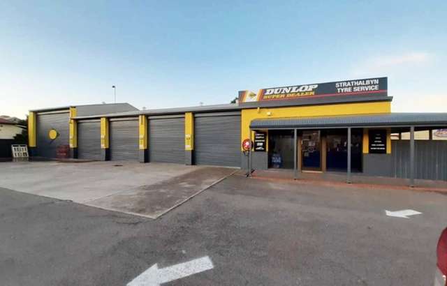 Dunlop Super Dealer Strathalbyn workshop gallery image