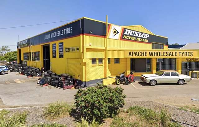 Dunlop Super Dealer Rocklea workshop gallery image