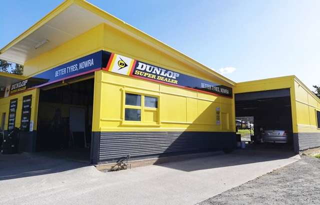 Dunlop Super Dealer Nowra workshop gallery image