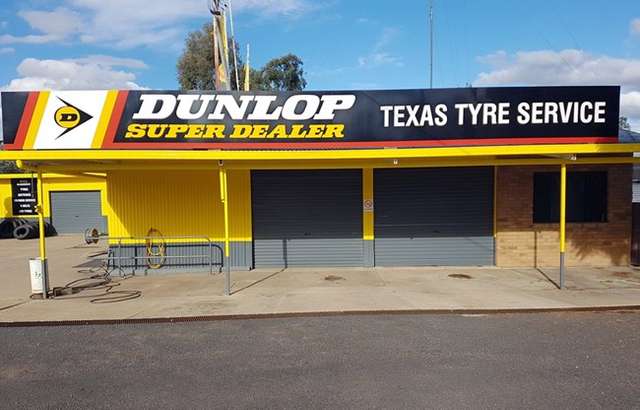 Dunlop Super Dealer Texas workshop gallery image