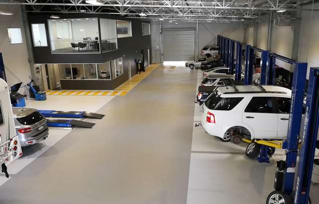 Dominelli Ford & GWM workshop gallery image
