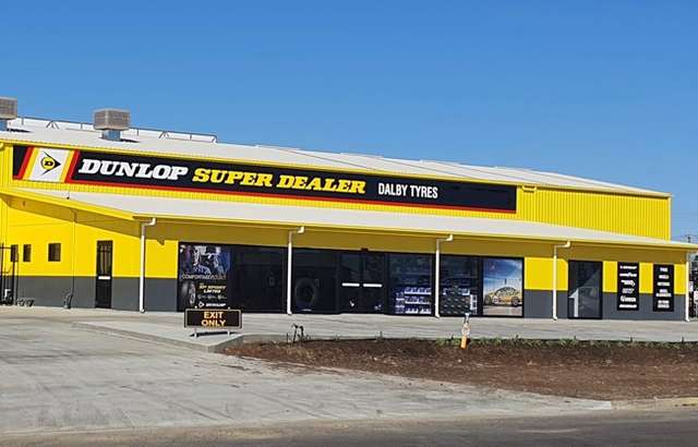 Dunlop Super Dealer Dalby workshop gallery image