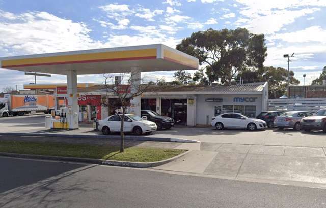 mycar Tyre & Auto Blackburn CE workshop gallery image