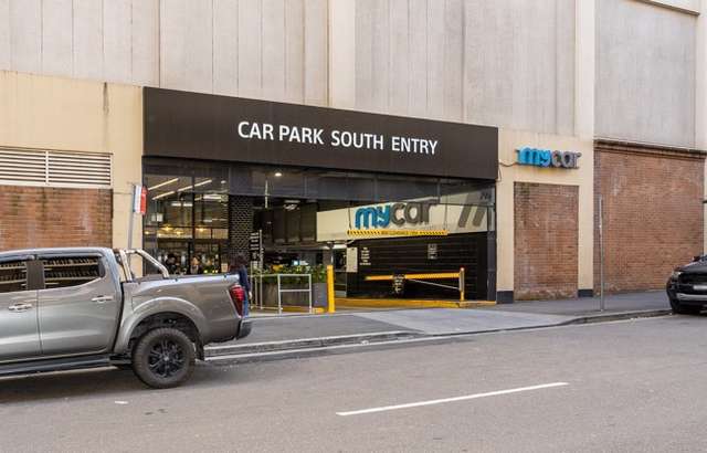 mycar Tyre & Auto Broadway workshop gallery image