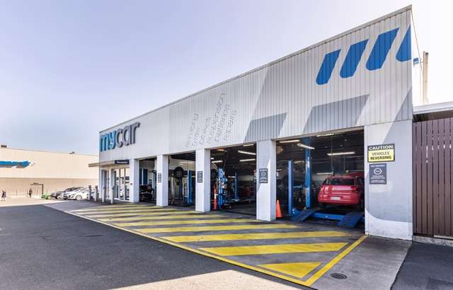 mycar Tyre & Auto Caloundra workshop gallery image