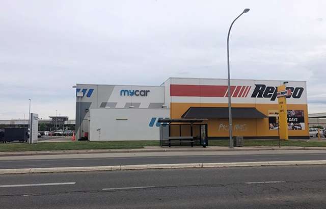 mycar Tyre & Auto Churchill Centre workshop gallery image