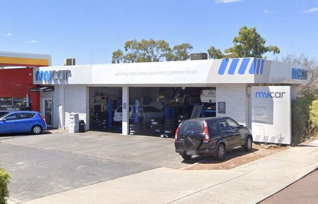 mycar Tyre & Auto Cloverdale CE workshop gallery image
