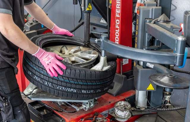 mycar Tyre & Auto Cranbourne Park workshop gallery image