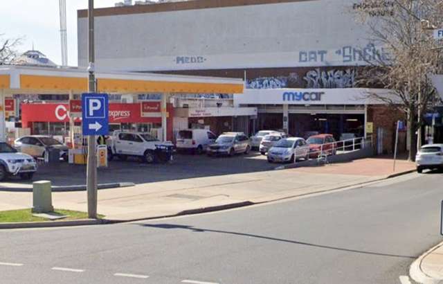 mycar Tyre & Auto Manuka CE workshop gallery image