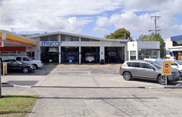 mycar Tyre & Auto Mt Waverley CE workshop gallery image