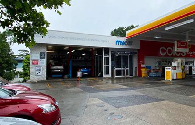mycar Tyre & Auto St Ives CE workshop gallery image