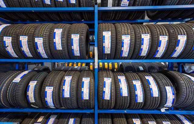 mycar Tyre & Auto Windsor CE workshop gallery image
