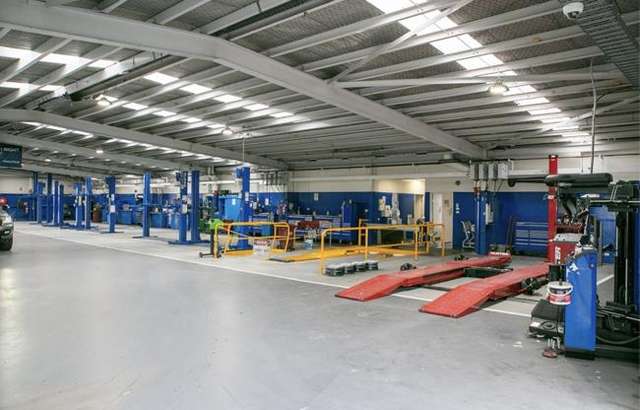 Knox Ford workshop gallery image