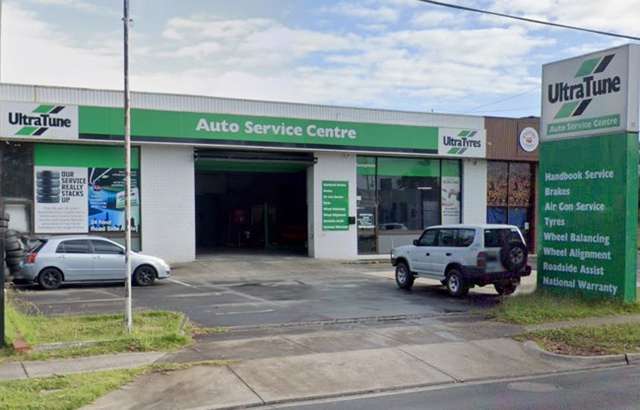 Ultra Tune Glen Waverley workshop gallery image
