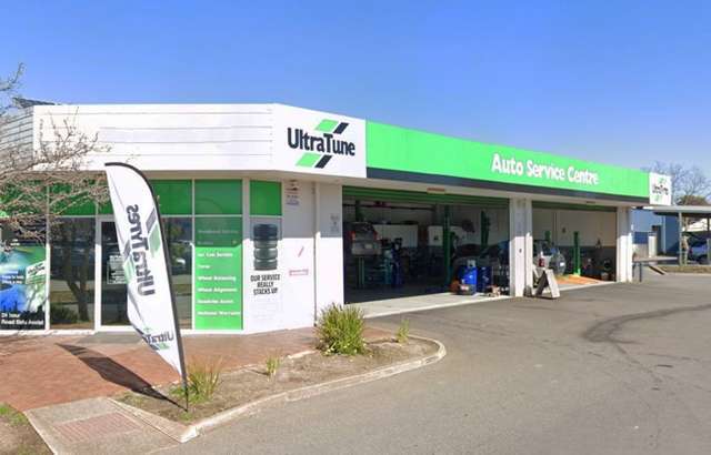 Ultra Tune Golden Grove workshop gallery image