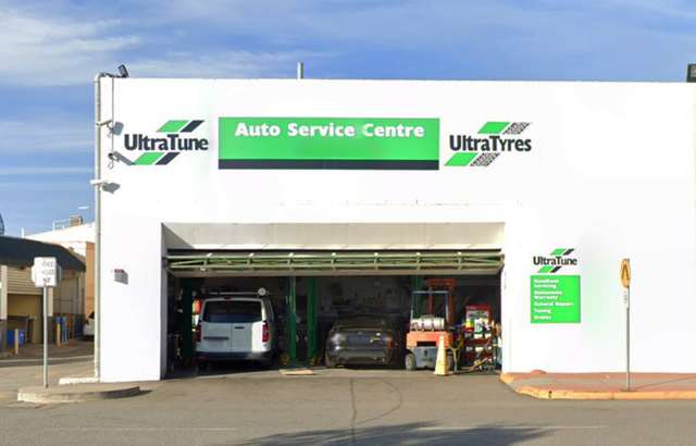 Ultra Tune Whitfords workshop gallery image