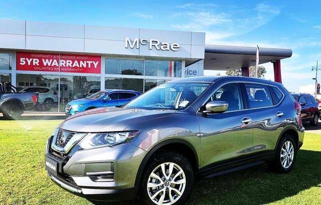 McRae Motors Wodonga Pty Ltd workshop gallery image