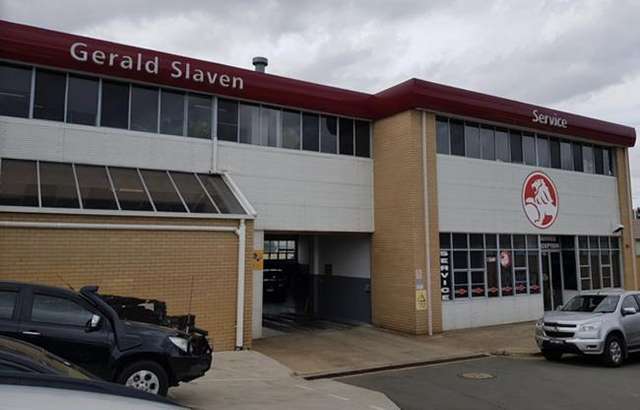Gerald Slaven - Holden workshop gallery image