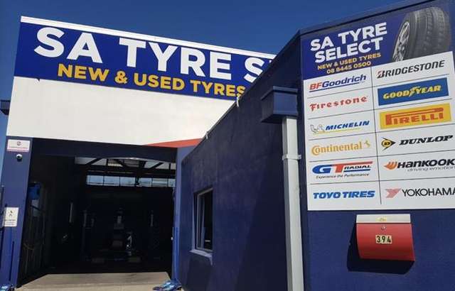 SA Tyre Select workshop gallery image