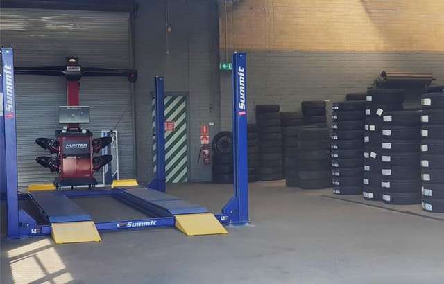 SA Tyre Select workshop gallery image