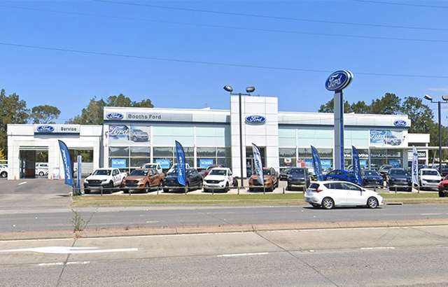 Coast Ford workshop gallery image