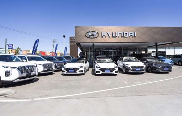 Midland Hyundai & Kia workshop gallery image