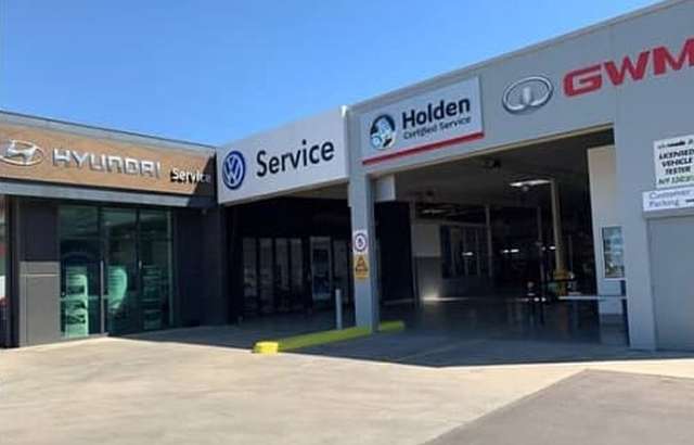 Poyser Motor Group - Epsom workshop gallery image