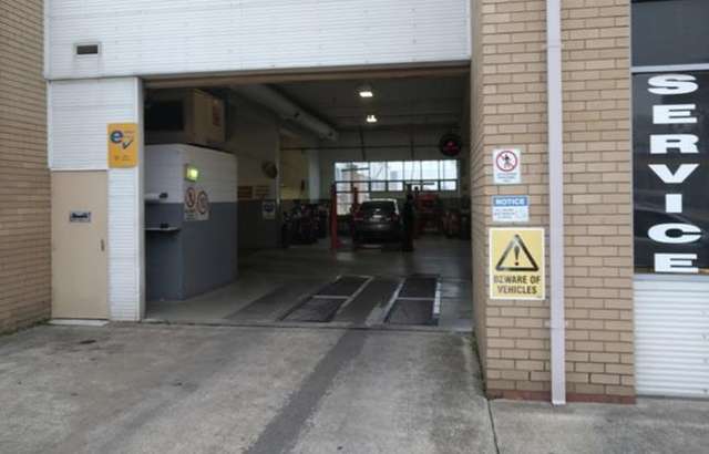 Gerald Slaven Service Centre - Belconnen workshop gallery image