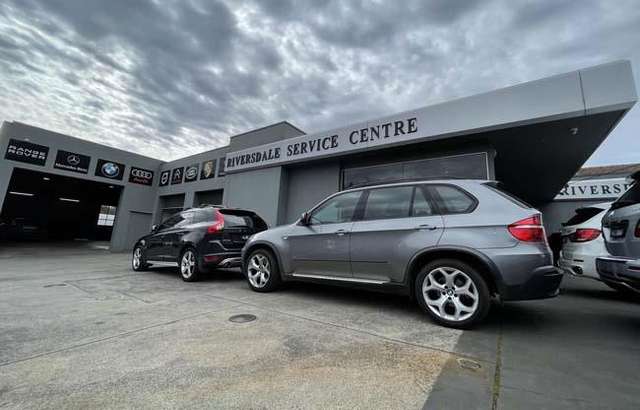 Riversdale Service Centre workshop gallery image