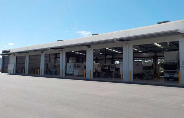 Blacklocks Truck Centre workshop gallery image