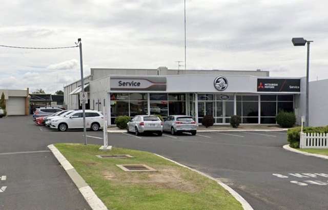 Bunbury Holden workshop gallery image