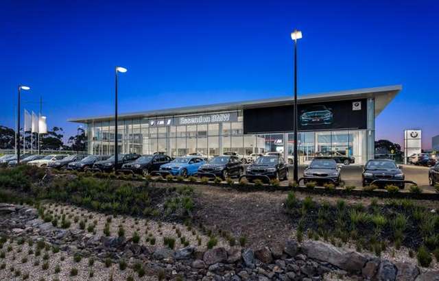 Essendon BMW workshop gallery image