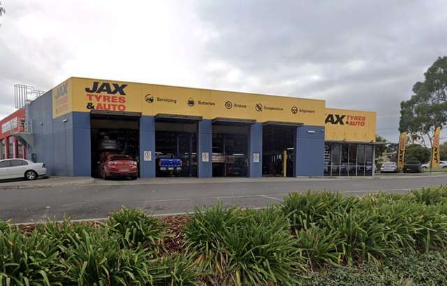 JAX Tyres & Auto Epping workshop gallery image