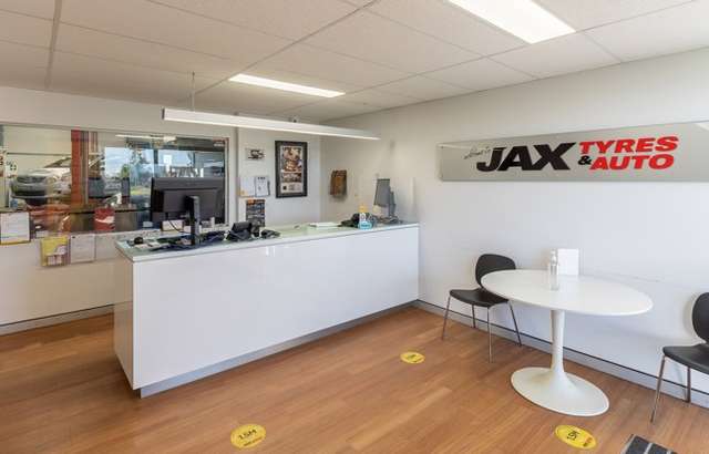 JAX Tyres & Auto Marsden Park workshop gallery image
