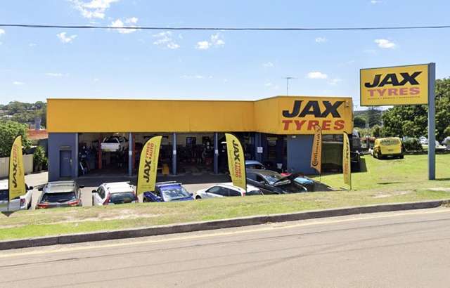JAX Tyres & Auto Mona Vale workshop gallery image