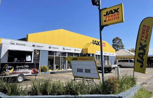 JAX Tyres & Auto Nowra workshop gallery image
