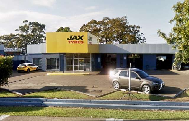 JAX Tyres & Auto Taree workshop gallery image