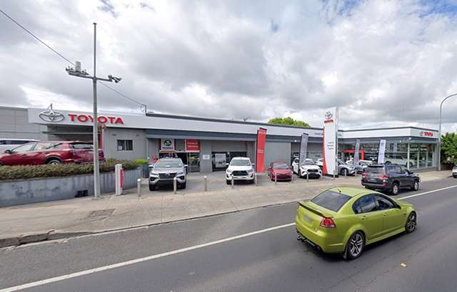 Lean & Bennett Toyota - Lithgow City Holden workshop gallery image