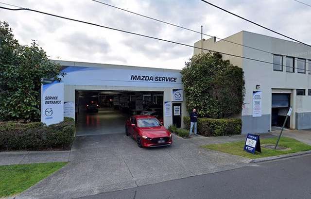 Burwood Mazda workshop gallery image
