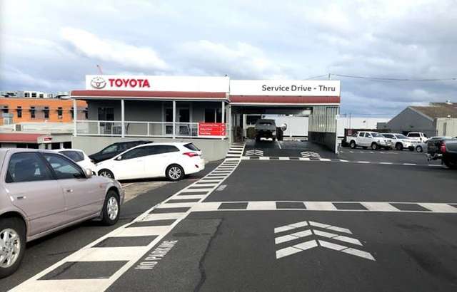 Preston Toyota workshop gallery image