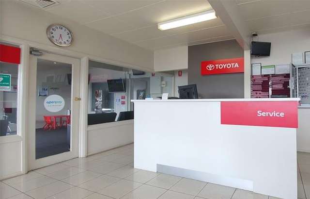 Preston Toyota workshop gallery image