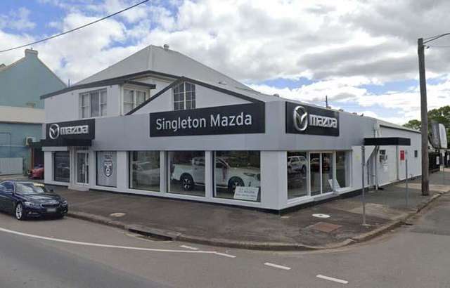 Singleton Mazda workshop gallery image