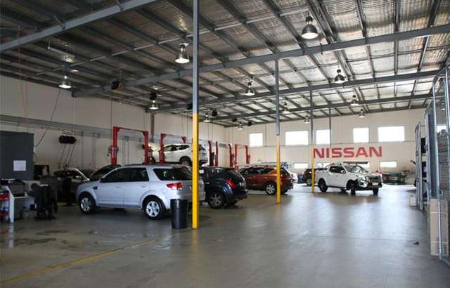 Springwood Nissan workshop gallery image