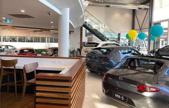 Toowong Mazda workshop gallery image