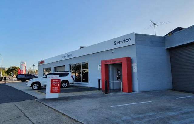 Torque Toyota Albion workshop gallery image