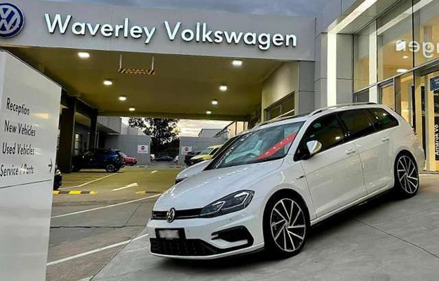 Waverley Volkswagen workshop gallery image
