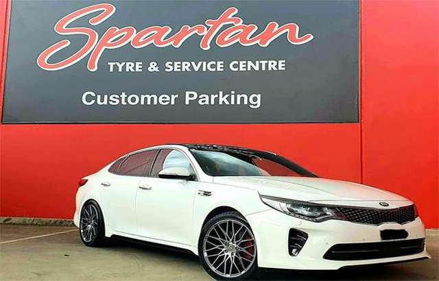 Spartan Tyre & Service Centre workshop gallery image