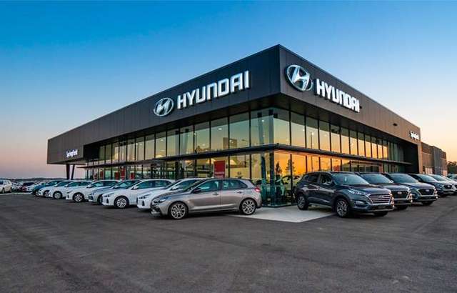 Springfield Hyundai workshop gallery image